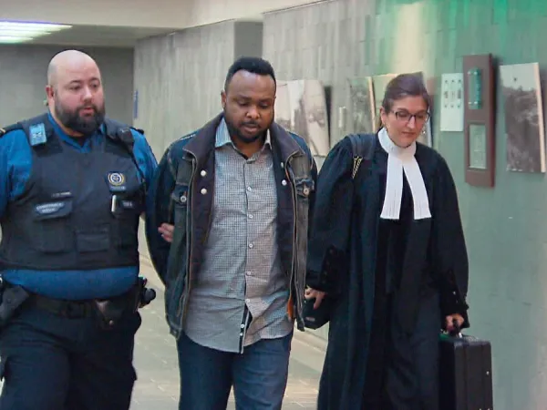 “Kinshasa : le pasteur Mukendi arraché à son culte par des hommes armés”